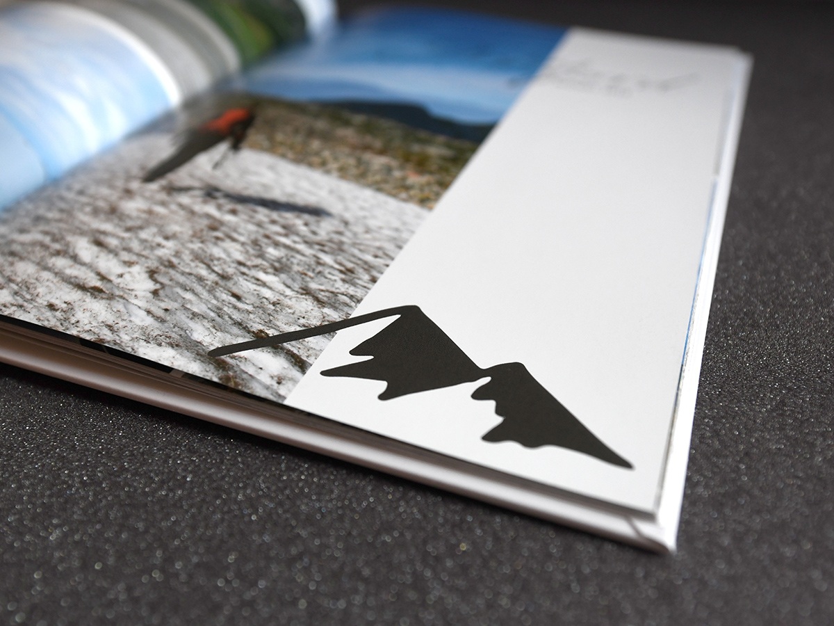Viele Formen und Cliparts zu unterschiedlichen Themen lassen sich einfach in das Fotobuch einfügen.